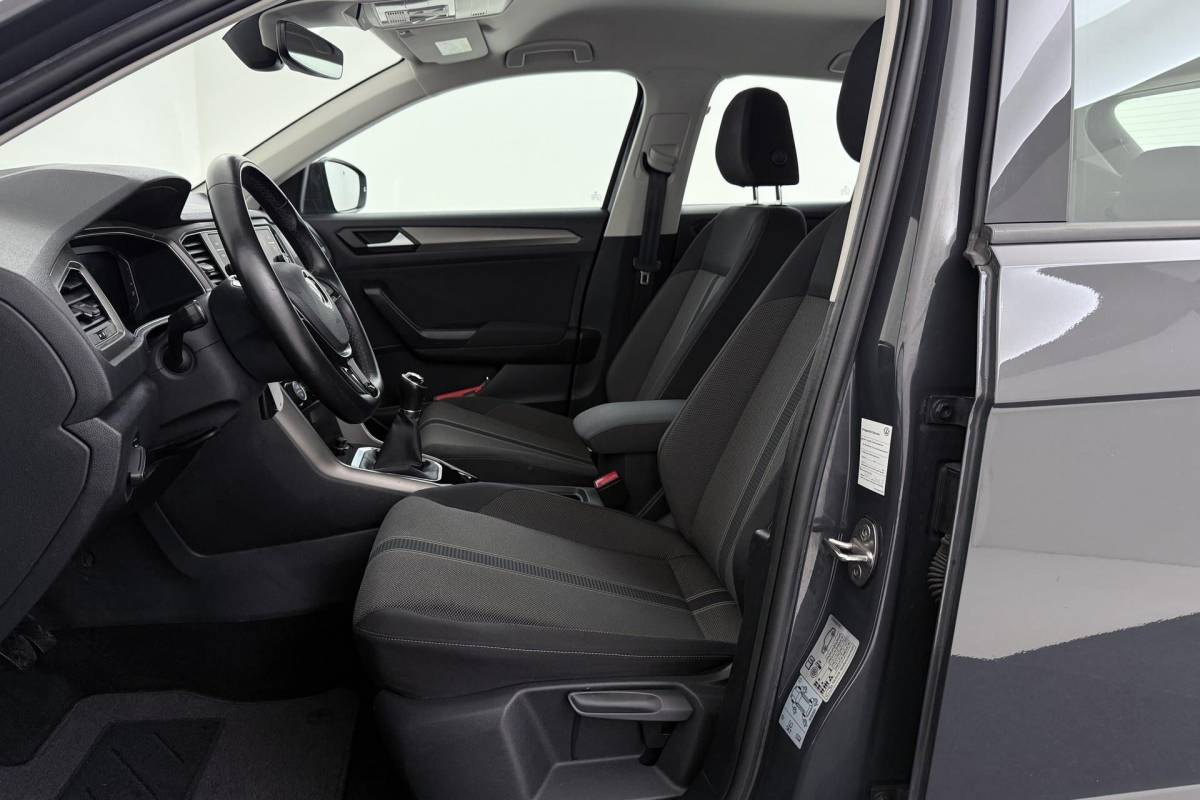 Volkswagen T-Roc Volkswagen T-Roc 1.0 TSI Style Business | Trekhaak | Org NL | Digital Cockpit | Camera | CarPlay |