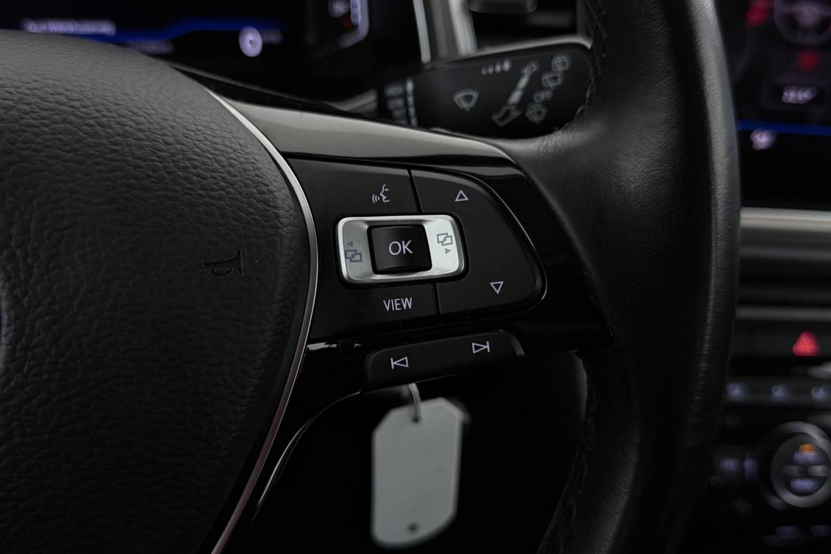 Volkswagen T-Roc Volkswagen T-Roc 1.0 TSI Style Business | Trekhaak | Org NL | Digital Cockpit | Camera | CarPlay |