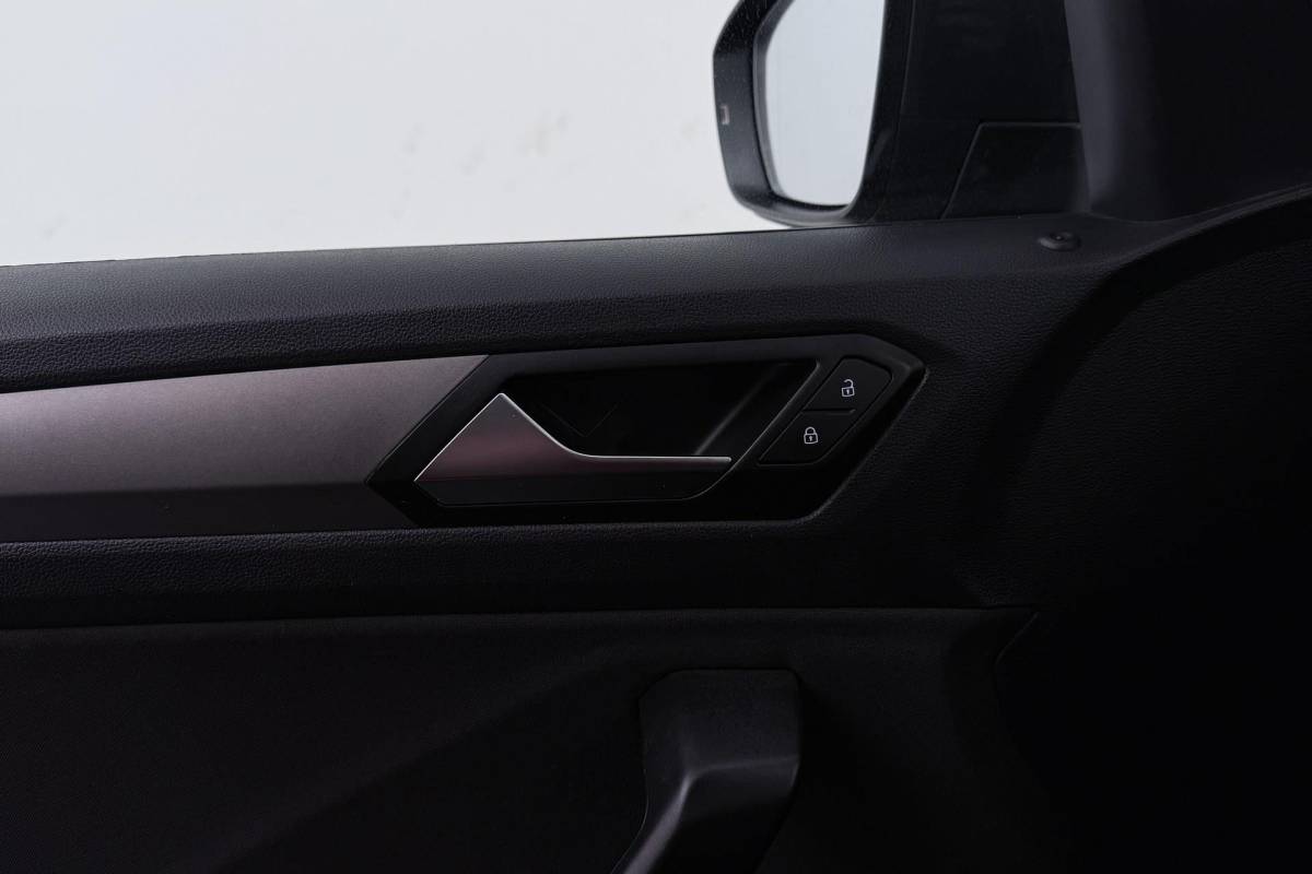 Volkswagen T-Roc Volkswagen T-Roc 1.0 TSI Style Business | Trekhaak | Org NL | Digital Cockpit | Camera | CarPlay |