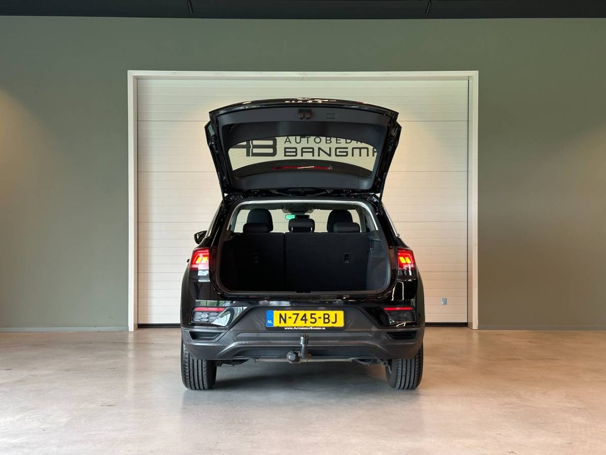 Volkswagen T-Roc Volkswagen T-Roc 1.0 TSI STYLE-uitv|CLIMA AIRCO|NAVIGATIE|CRUISE CONTROL|APPLE CARPLAY+ANDROID|ISOFIX|BLUETOOTH|LM-VELGEN|TREKHAAK
