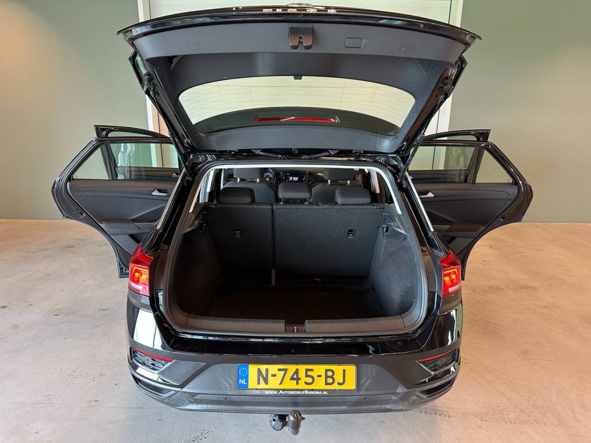 Volkswagen T-Roc Volkswagen T-Roc 1.0 TSI STYLE-uitv|CLIMA AIRCO|NAVIGATIE|CRUISE CONTROL|APPLE CARPLAY+ANDROID|ISOFIX|BLUETOOTH|LM-VELGEN|TREKHAAK