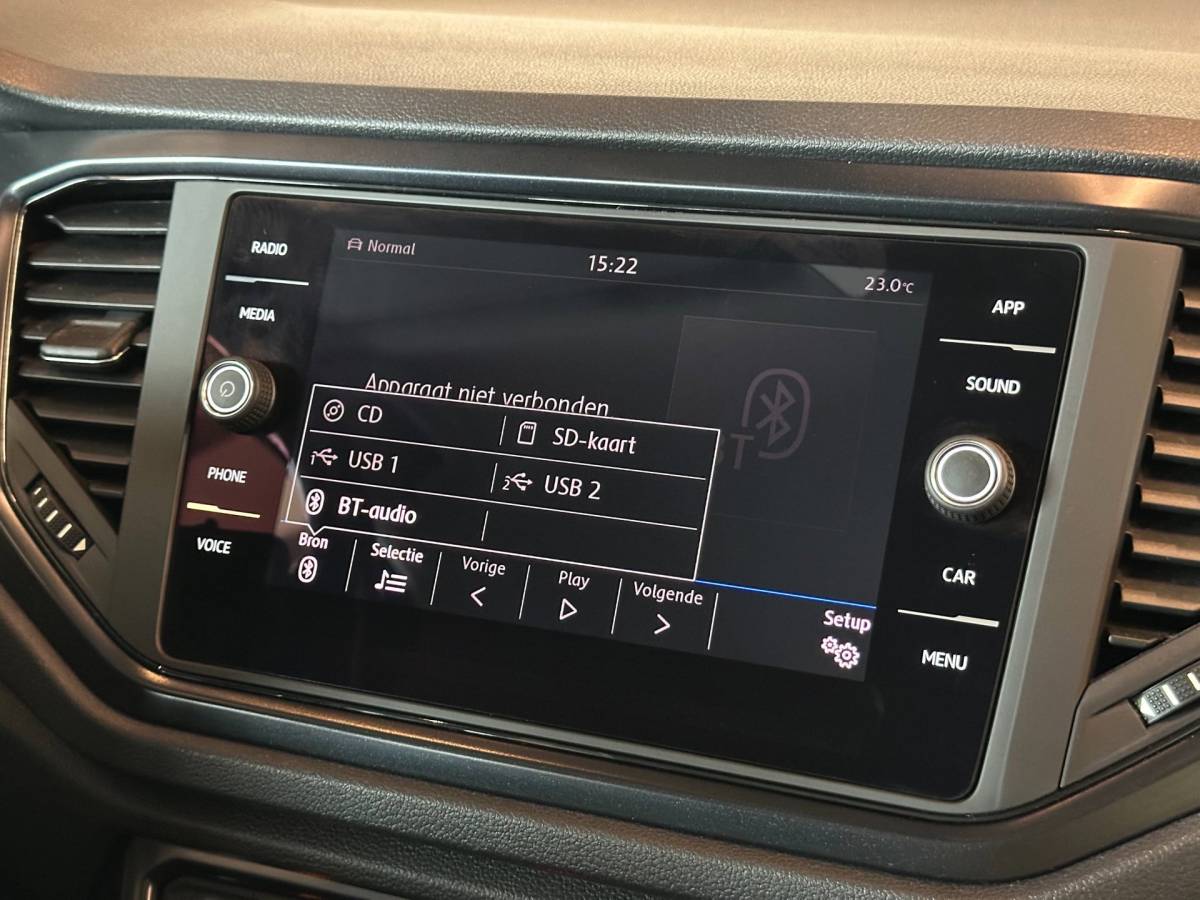Volkswagen T-Roc Volkswagen T-Roc 1.0 TSI STYLE-uitv|CLIMA AIRCO|NAVIGATIE|CRUISE CONTROL|APPLE CARPLAY+ANDROID|ISOFIX|BLUETOOTH|LM-VELGEN|TREKHAAK
