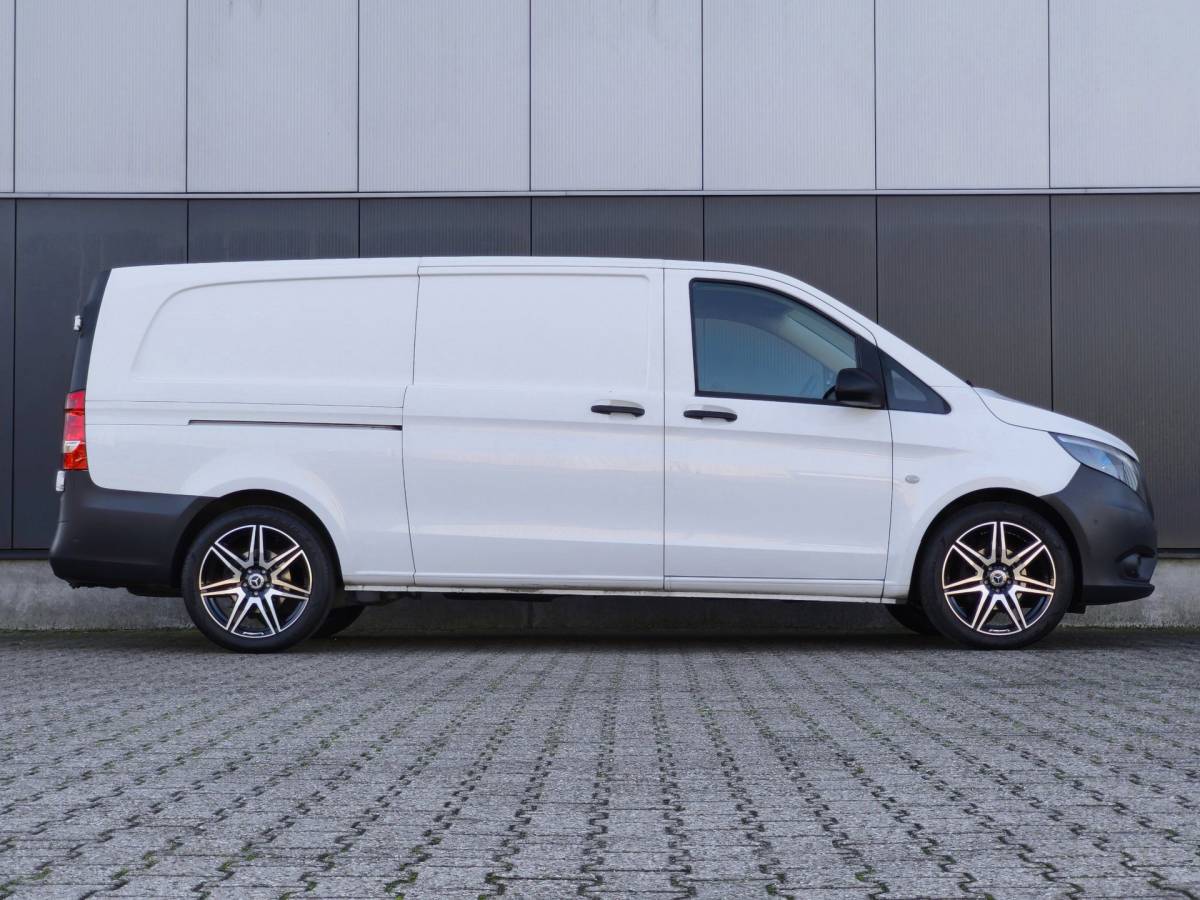 Mercedes-Benz Vito Mercedes-Benz Vito 116 CDI XXL L3 CRUISE M-BUX AIRCO TREKHAAK CAMERA CARPLAY