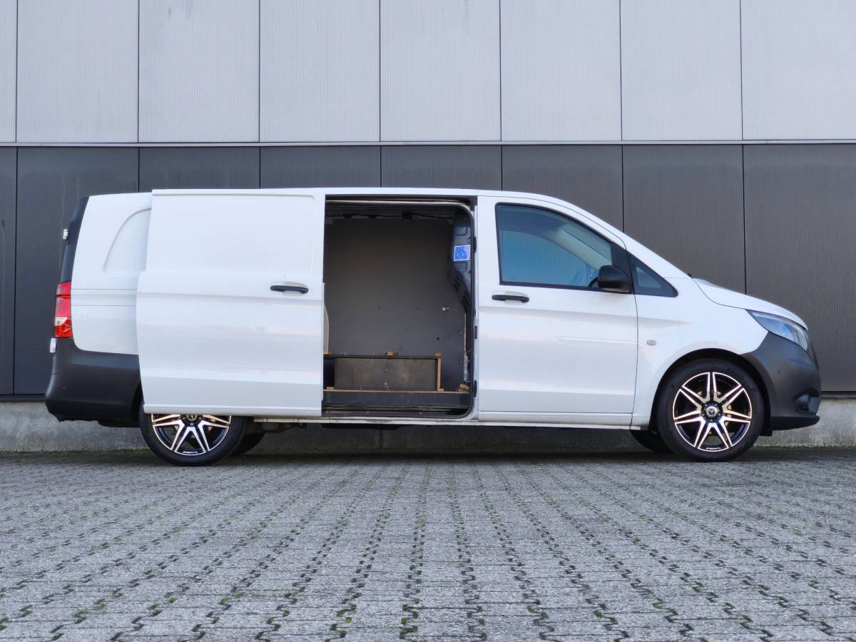 Mercedes-Benz Vito Mercedes-Benz Vito 116 CDI XXL L3 CRUISE M-BUX AIRCO TREKHAAK CAMERA CARPLAY