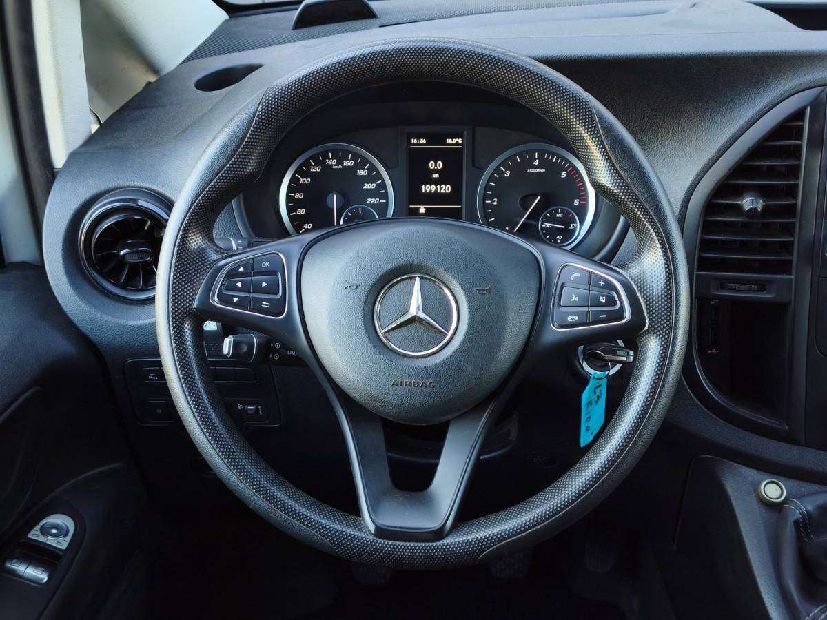 Mercedes-Benz Vito Mercedes-Benz Vito 116 CDI XXL L3 CRUISE M-BUX AIRCO TREKHAAK CAMERA CARPLAY