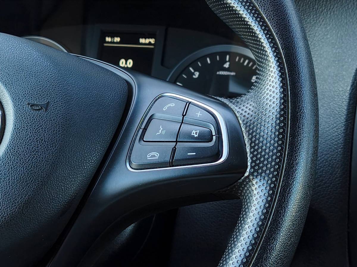 Mercedes-Benz Vito Mercedes-Benz Vito 116 CDI XXL L3 CRUISE M-BUX AIRCO TREKHAAK CAMERA CARPLAY