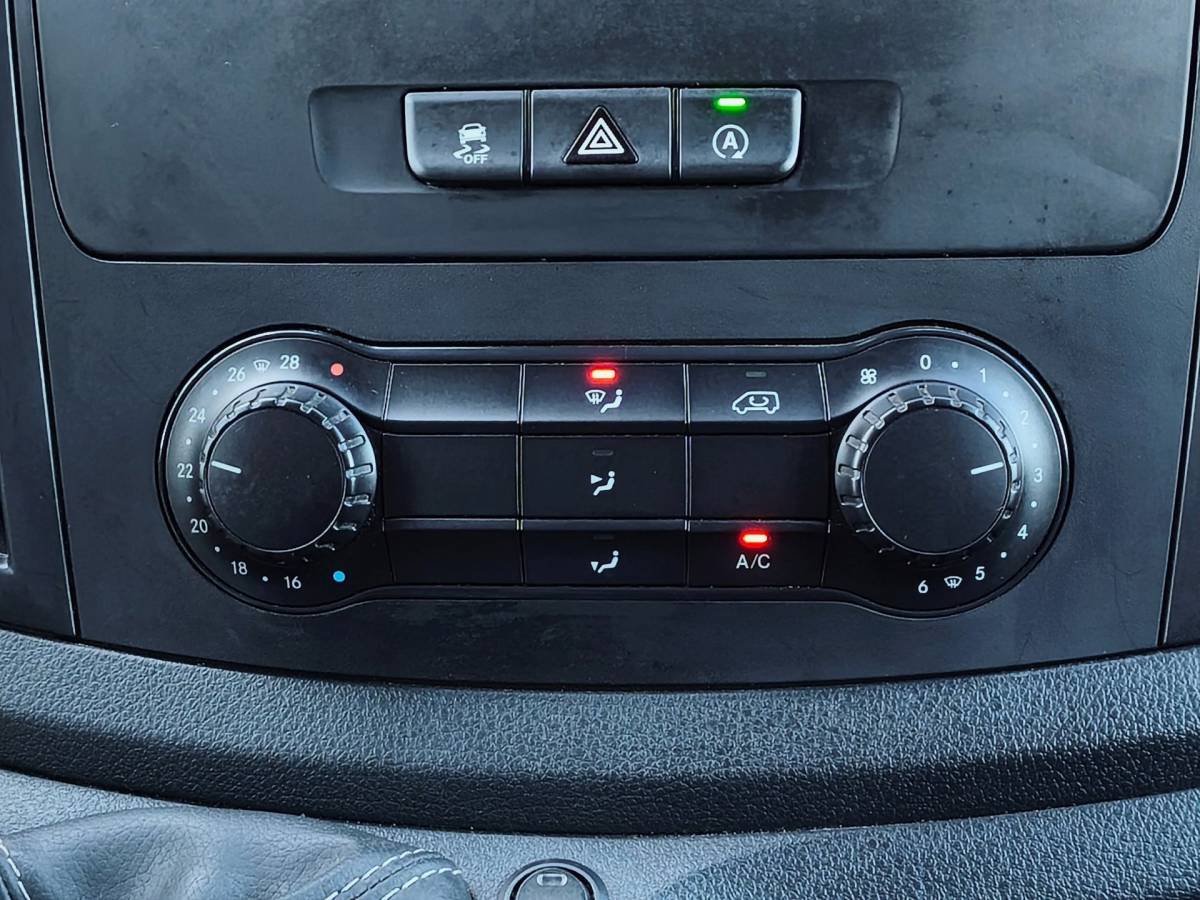 Mercedes-Benz Vito Mercedes-Benz Vito 116 CDI XXL L3 CRUISE M-BUX AIRCO TREKHAAK CAMERA CARPLAY