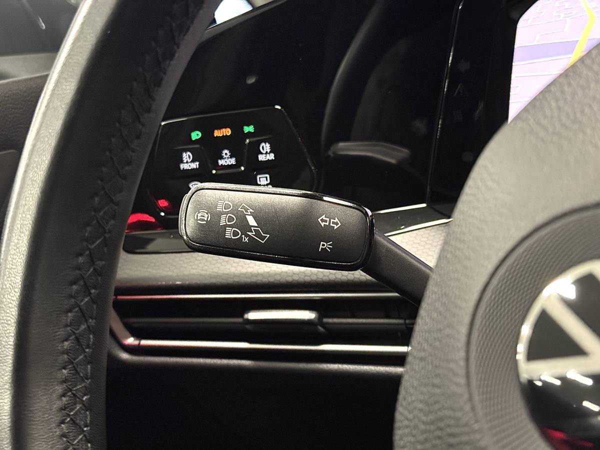 Volkswagen Golf Volkswagen Golf 2.0 TDI GTD | 200 PK! | Apple Carplay | Android Auto | Sfeerverlichting | Navigatie | Adaptieve Cruise Control | Lane Assist | IQ Light | LED | DAB | Dodehoek Sensor |