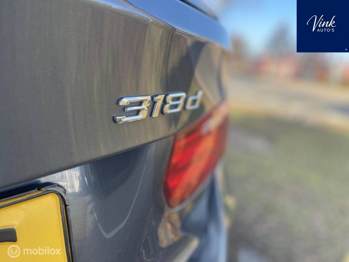 BMW 3 Serie BMW 3-serie Touring 318d | Luxury | NAV | Trekhaak | Cruise Control