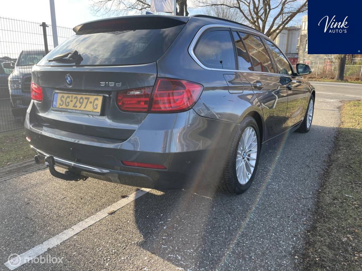BMW 3 Serie BMW 3-serie Touring 318d | Luxury | NAV | Trekhaak | Cruise Control