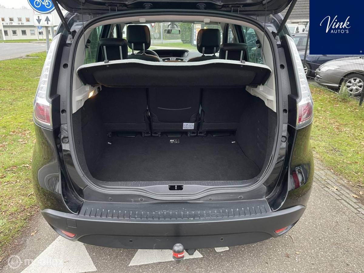 Renault Scénic Renault Scénic 1.2 TCe Bose | Navigatie | Trekhaak | Stoelverwarming | PDC