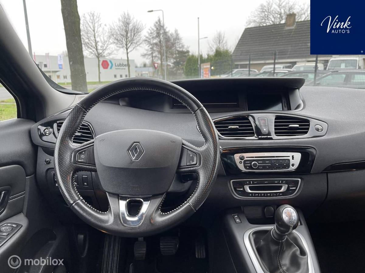 Renault Scénic Renault Scénic 1.2 TCe Bose | Navigatie | Trekhaak | Stoelverwarming | PDC