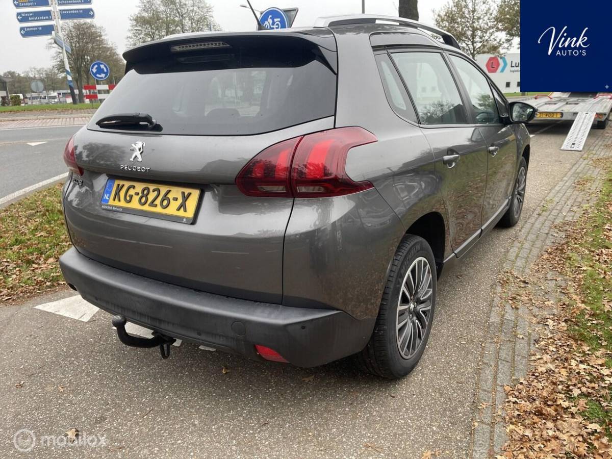 Peugeot 2008 Peugeot 2008 1.2 PureTech Blue Lion | Panoramadak | Full Options | Trekhaak |