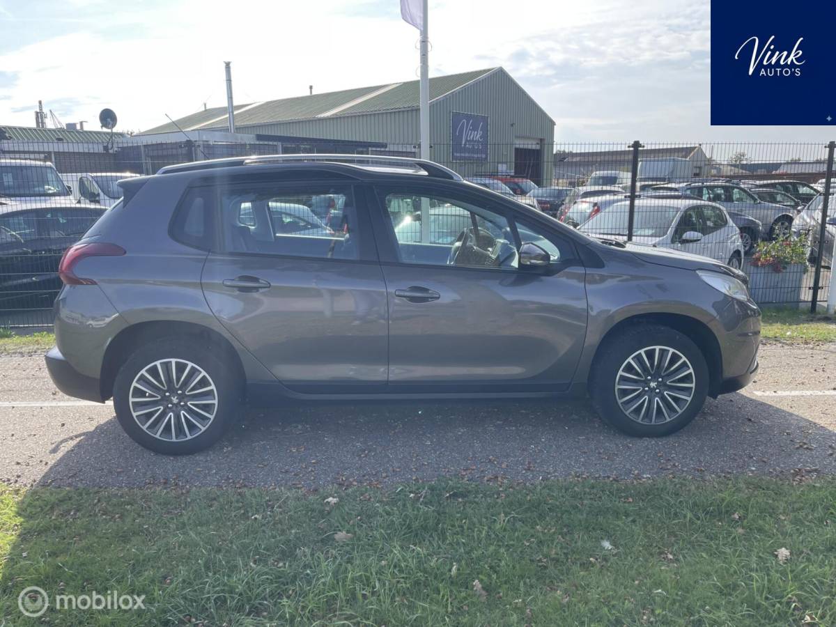 Peugeot 2008 Peugeot 2008 1.2 PureTech Blue Lion | Panoramadak | Full Options | Trekhaak |