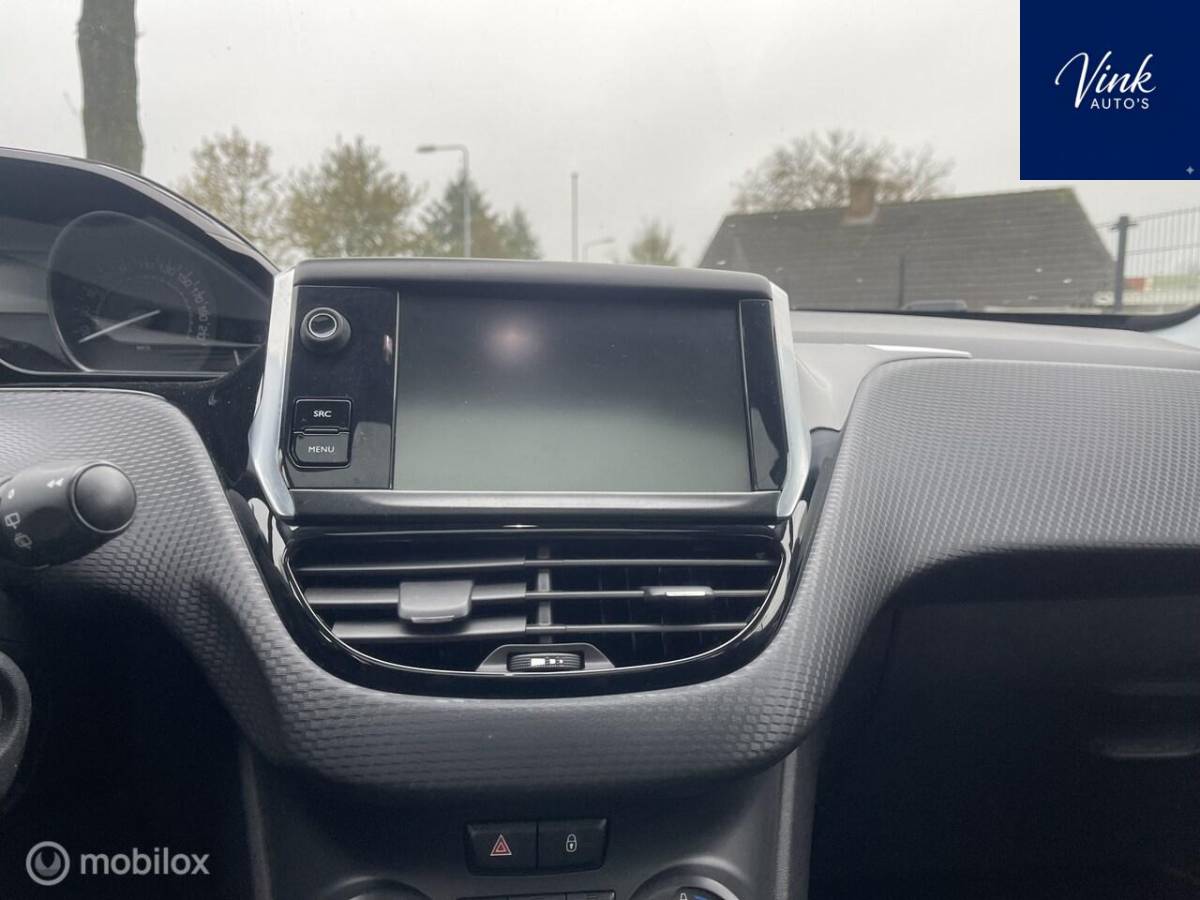 Peugeot 2008 Peugeot 2008 1.2 PureTech Blue Lion | Panoramadak | Full Options | Trekhaak |