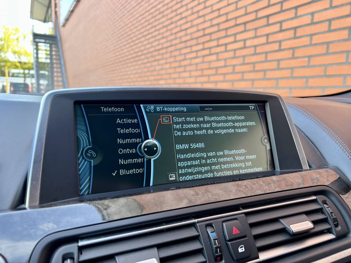 BMW 6 Serie BMW 6-serie Cabrio 640i High Executive | 320 PK! | Head-Up Display | Softclose | Xenon | 20″ Lichtmetaal | Camera | Lederen Bekleding