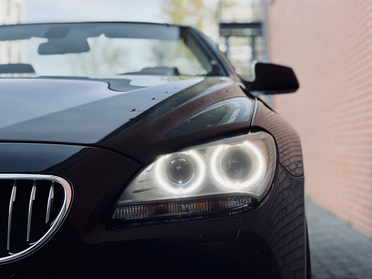 BMW 6 Serie BMW 6-serie Cabrio 640i High Executive | 320 PK! | Head-Up Display | Softclose | Xenon | 20″ Lichtmetaal | Camera | Lederen Bekleding