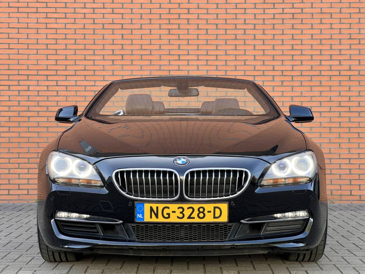 BMW 6 Serie BMW 6-serie Cabrio 640i High Executive | 320 PK! | Head-Up Display | Softclose | Xenon | 20″ Lichtmetaal | Camera | Lederen Bekleding