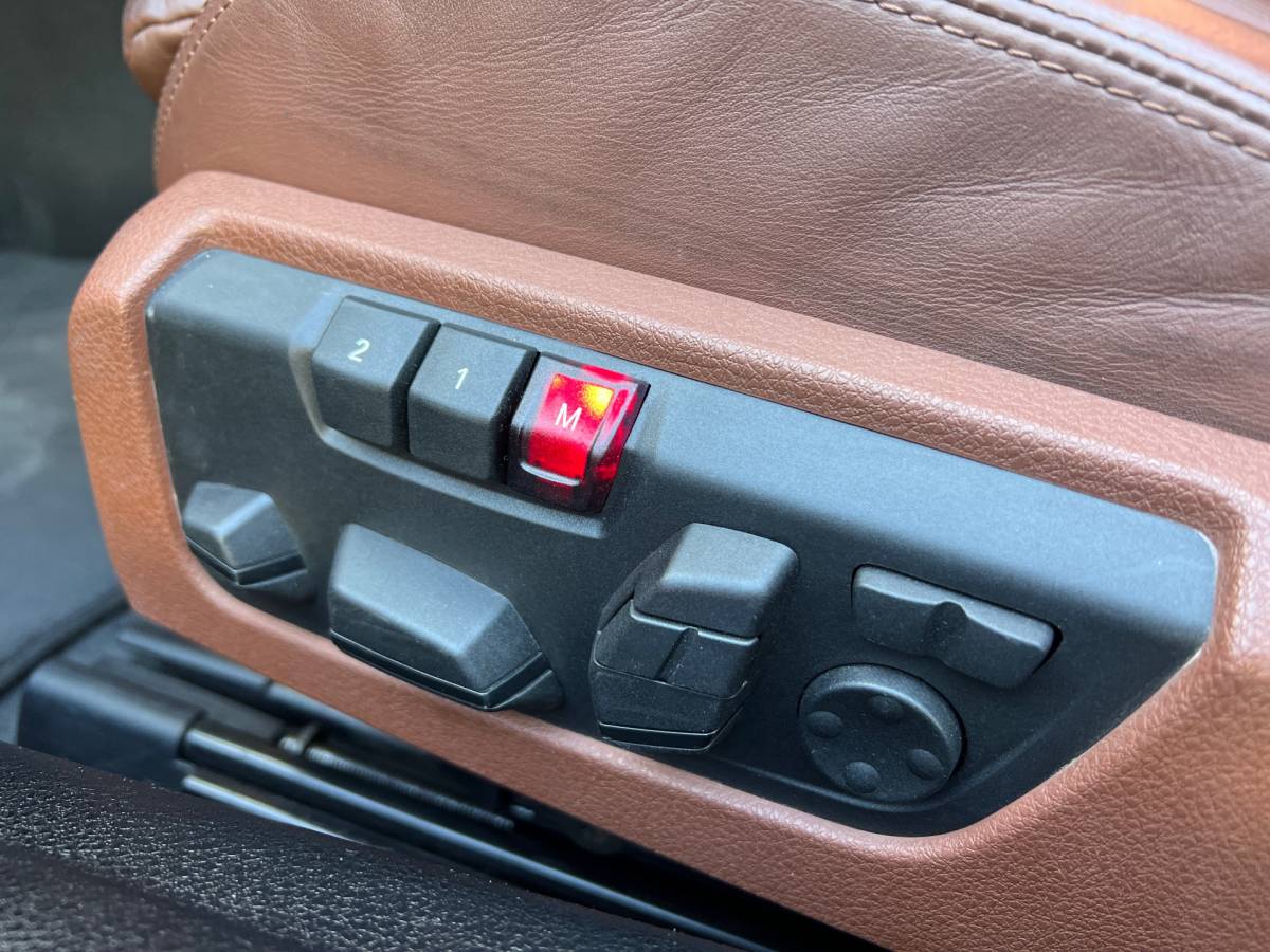 BMW 6 Serie BMW 6-serie Cabrio 640i High Executive | 320 PK! | Head-Up Display | Softclose | Xenon | 20″ Lichtmetaal | Camera | Lederen Bekleding