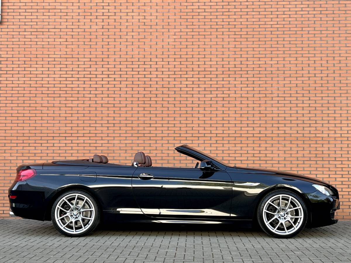 BMW 6 Serie BMW 6-serie Cabrio 640i High Executive | 320 PK! | Head-Up Display | Softclose | Xenon | 20″ Lichtmetaal | Camera | Lederen Bekleding