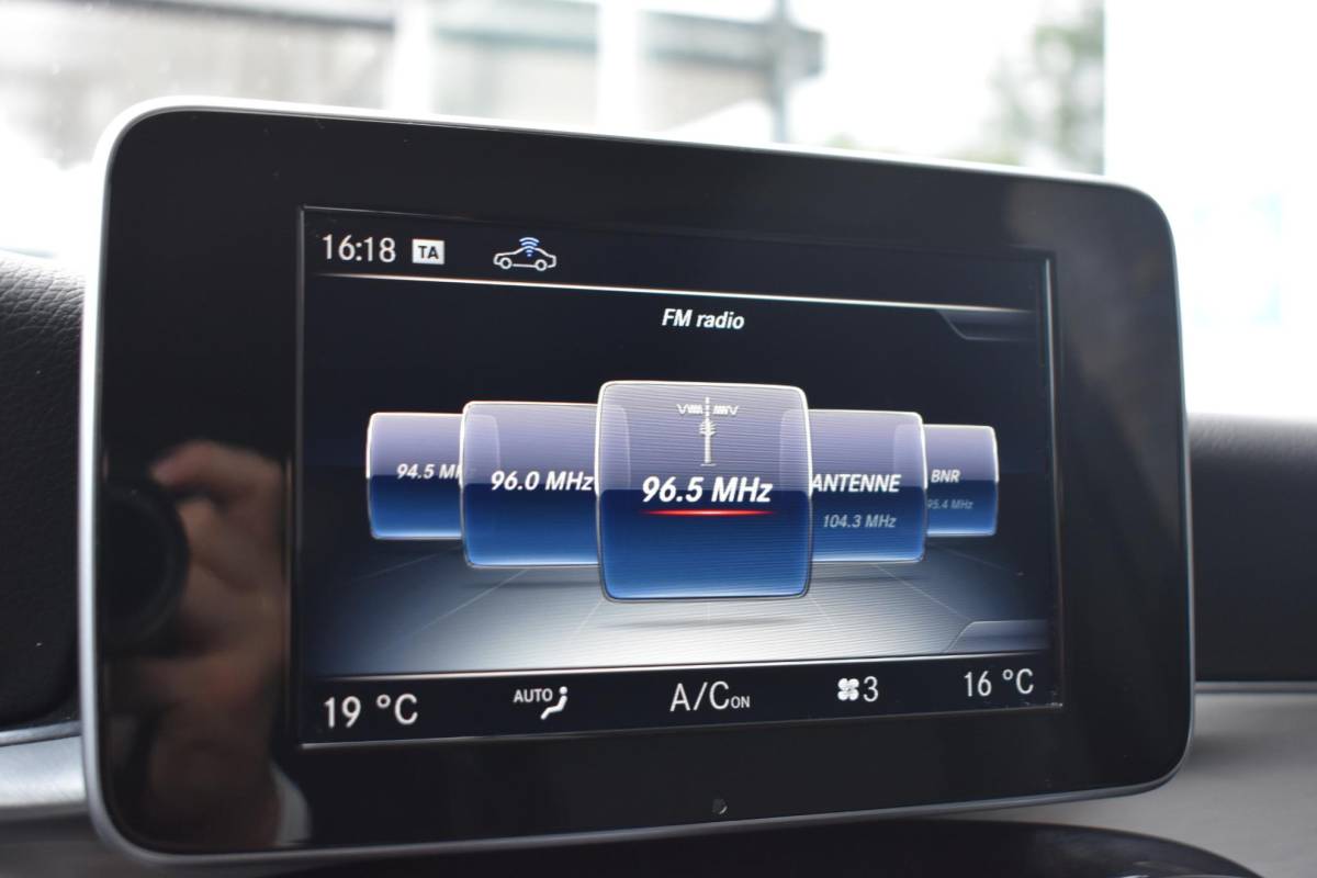 Mercedes-Benz C-Klasse Mercedes-Benz C-klasse Estate 350 e SPORTSTOELEN LED LMV LEDER NAVI