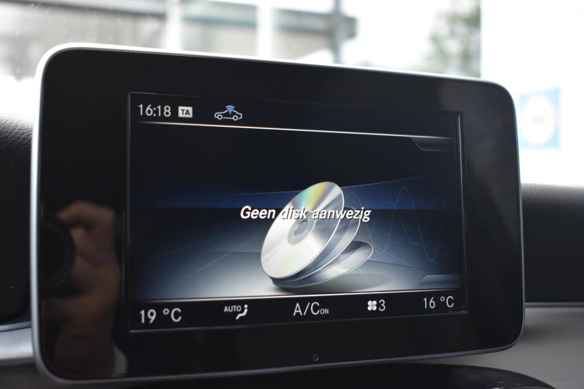 Mercedes-Benz C-Klasse Mercedes-Benz C-klasse Estate 350 e SPORTSTOELEN LED LMV LEDER NAVI