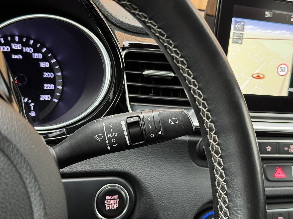 Kia Ceed Sportswagon Kia Ceed Sportswagon 1.0 T-GDi GT-Line | Panoramadak | Stuurwielverwarming | Stoelverwarming | Camera | DAB | Apple Carplay | Android Auto | Lane Assist | Keyless Go | Keyless Entry |