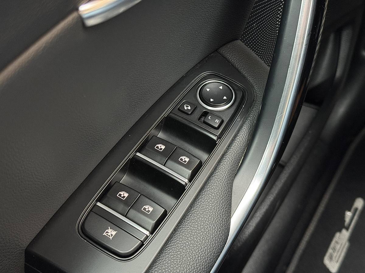 Kia Ceed Sportswagon Kia Ceed Sportswagon 1.0 T-GDi GT-Line | Panoramadak | Stuurwielverwarming | Stoelverwarming | Camera | DAB | Apple Carplay | Android Auto | Lane Assist | Keyless Go | Keyless Entry |