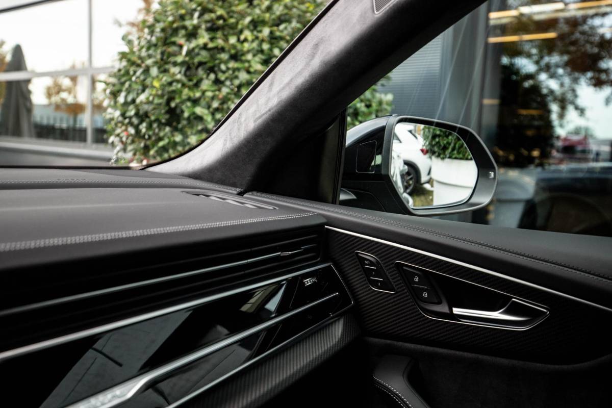 Audi Q8 Audi Q8 60 TFSI e Competition 490pk, Nardo, Full-options 2026