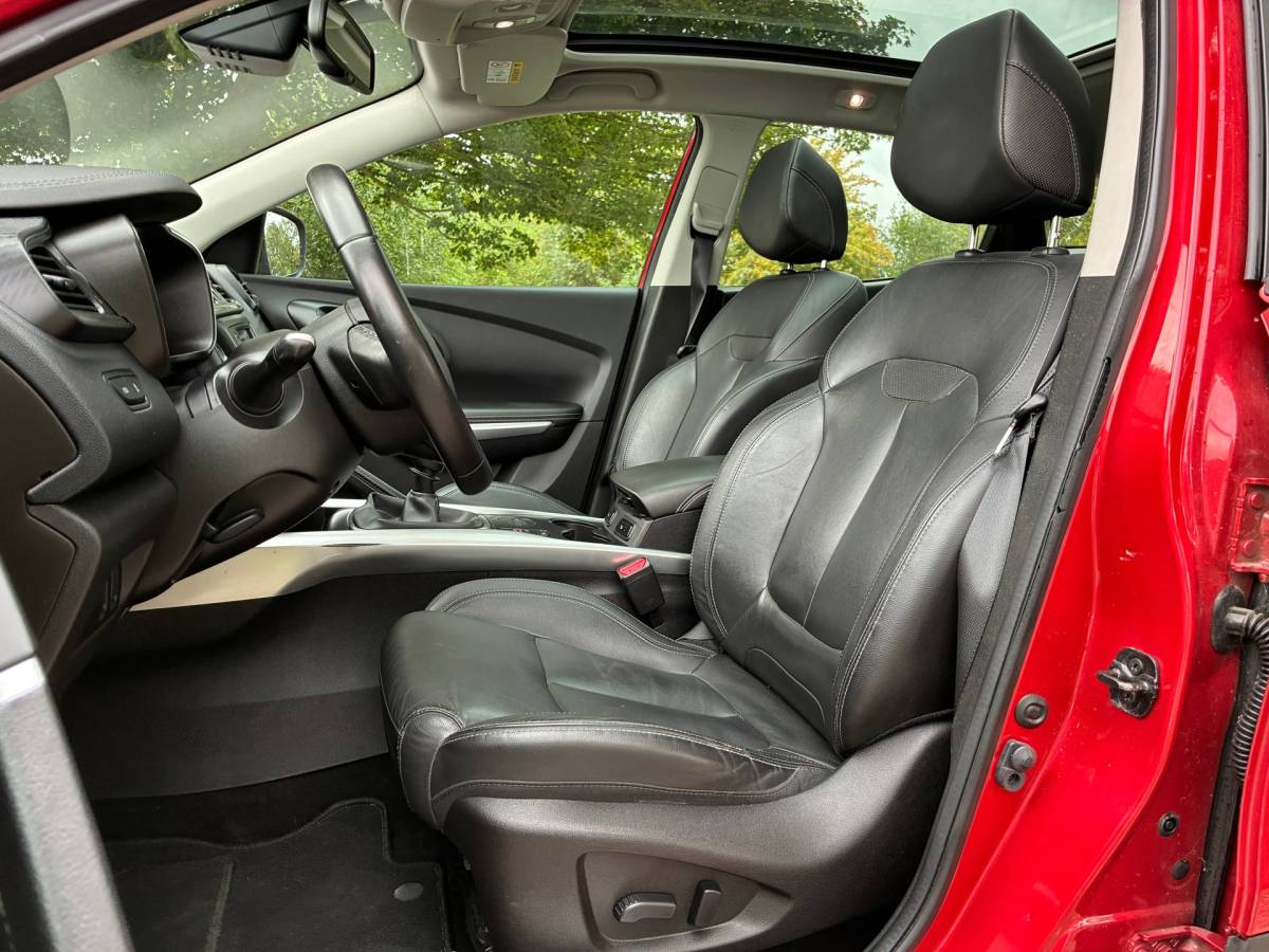Renault Kadjar Renault Kadjar 1.2 TCe Bose | Leder + Pano + Key-less + Clima nu € 8.975,-!!!