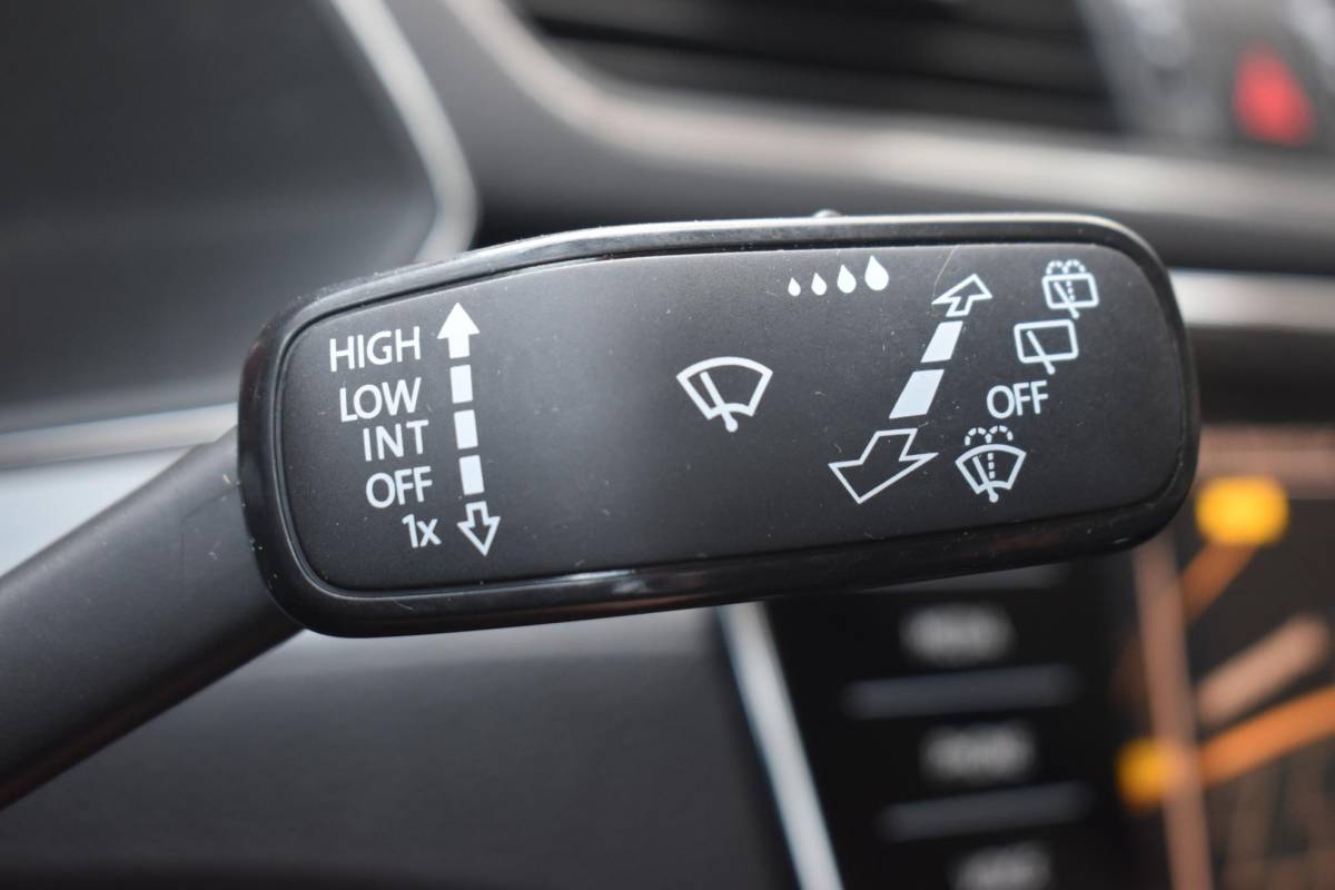 Škoda Superb Skoda Superb Combi 1.5 TSI 150PK ECC LMV NAVI CRUISE