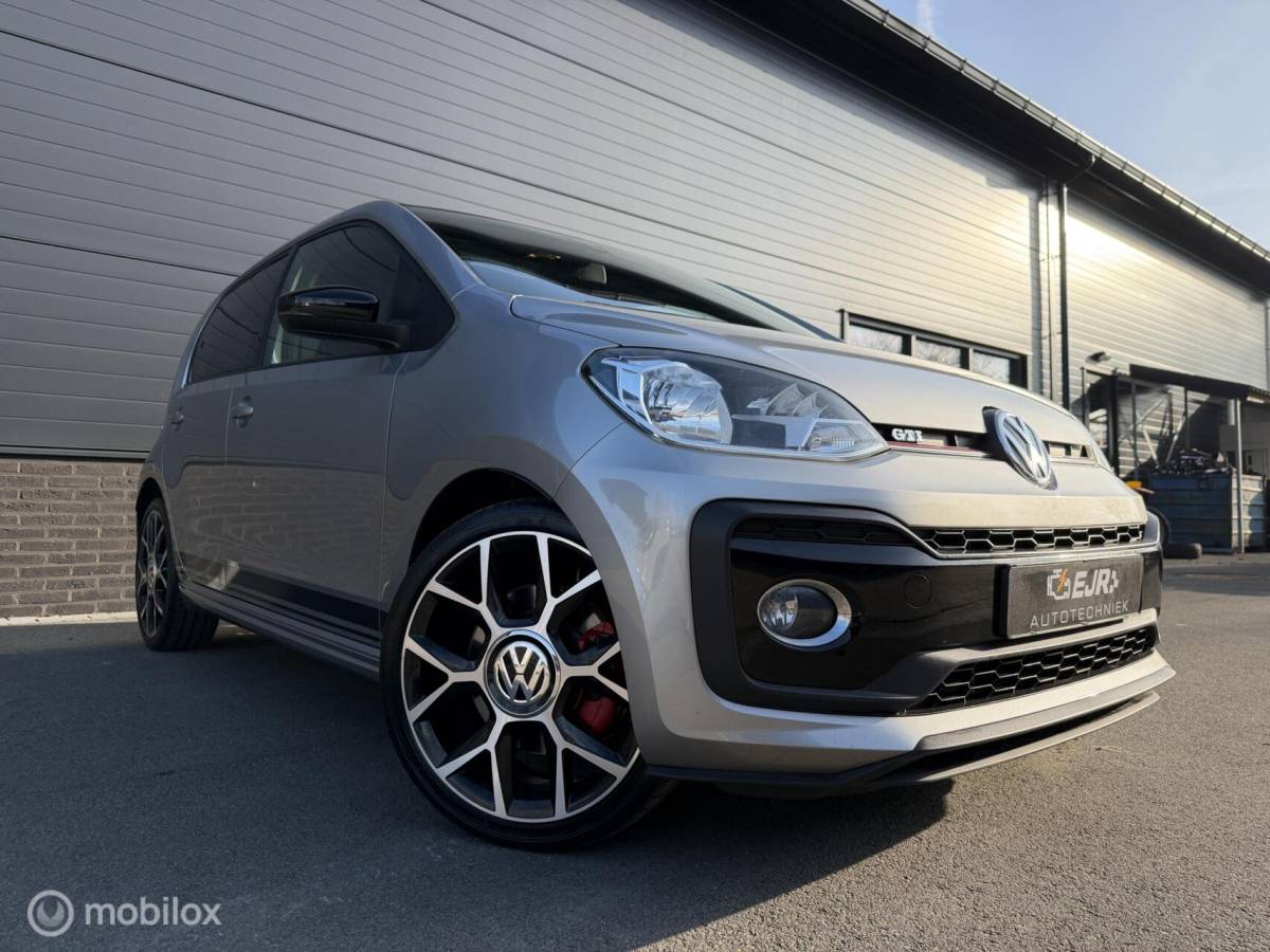 Volkswagen up! Volkswagen Up! 1.0 TSI GTI BEATS! VOL! CLIMA*CRUISE*PANO*CAM