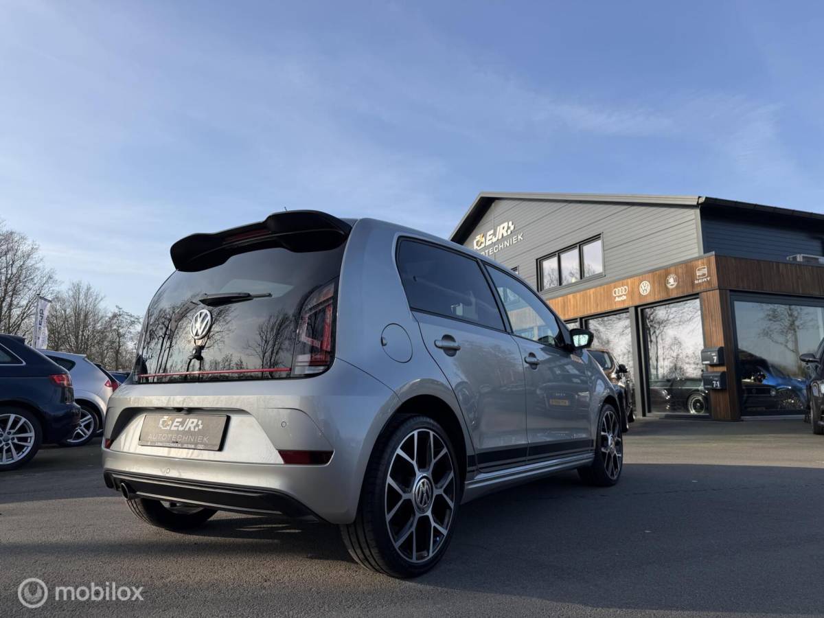 Volkswagen up! Volkswagen Up! 1.0 TSI GTI BEATS! VOL! CLIMA*CRUISE*PANO*CAM