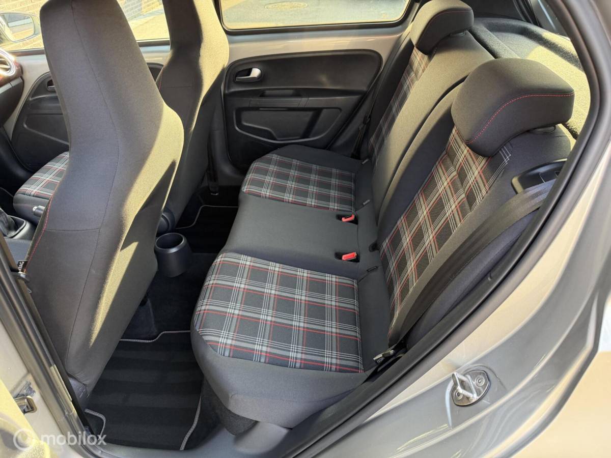 Volkswagen up! Volkswagen Up! 1.0 TSI GTI BEATS! VOL! CLIMA*CRUISE*PANO*CAM