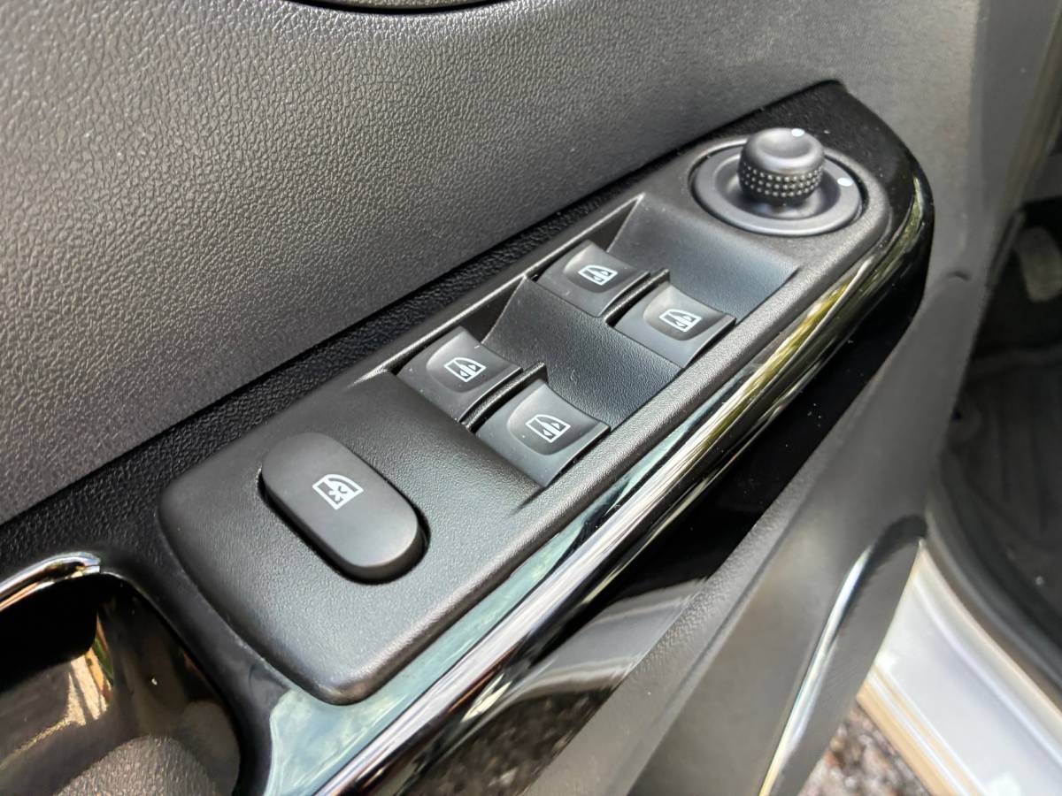 Renault Captur Renault Captur 0.9 TCe Dynamique | Keyless + Clima + Cruise + Navi nu €6.975,-!!!