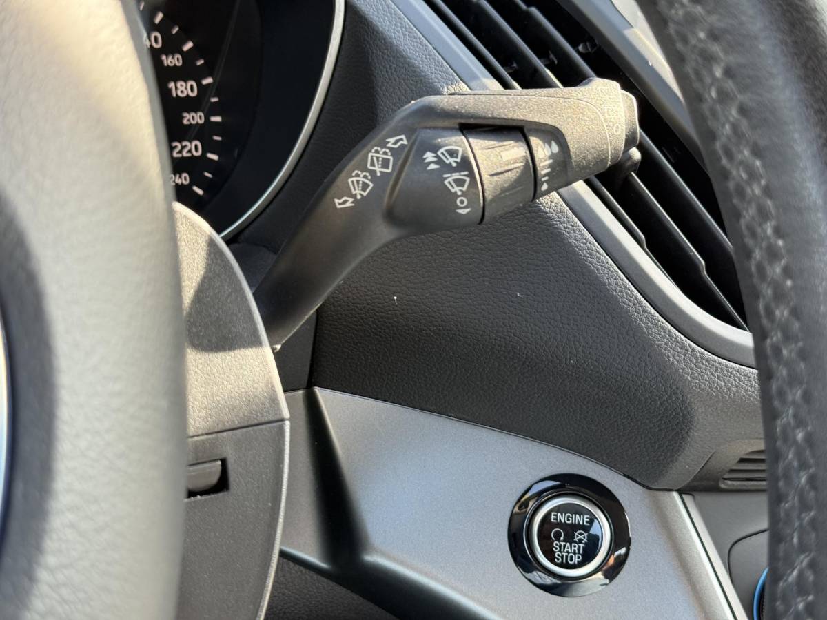 Ford Kuga Ford Kuga 1.5 EcoBoost Trend Ultimate 2e Eigenaar,Navi,Dealer Onderhouden,Clima,Cruise,Apple Carplay/Android Auto,Pdc,6 Bak,120pkApk tot 07-2027