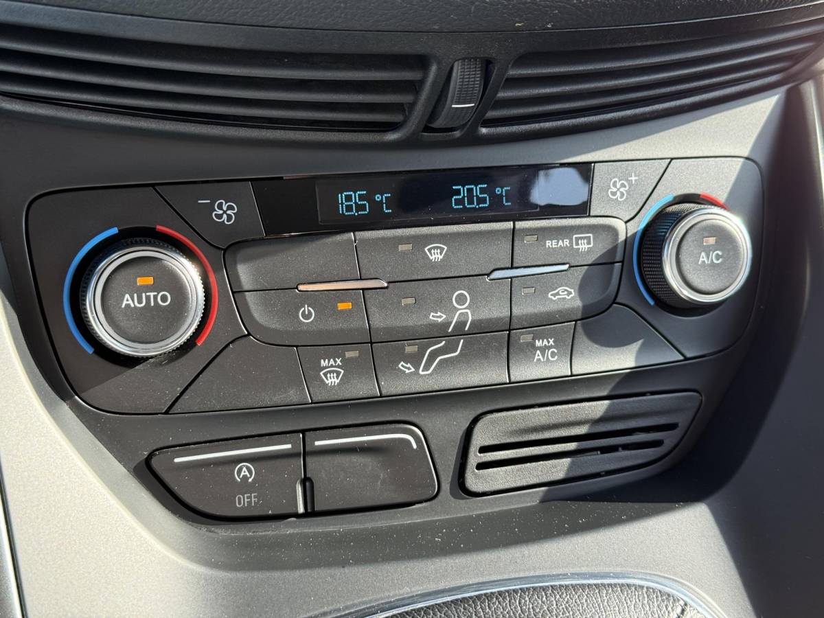Ford Kuga Ford Kuga 1.5 EcoBoost Trend Ultimate 2e Eigenaar,Navi,Dealer Onderhouden,Clima,Cruise,Apple Carplay/Android Auto,Pdc,6 Bak,120pkApk tot 07-2027