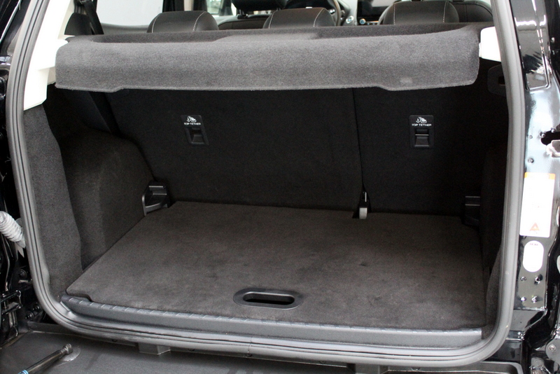Ford EcoSport Ford EcoSport 1.0 EcoBoost Titanium 126PK, RIJKLAAR!! | TREKHAAK | CARPLAY | DEELS LEER