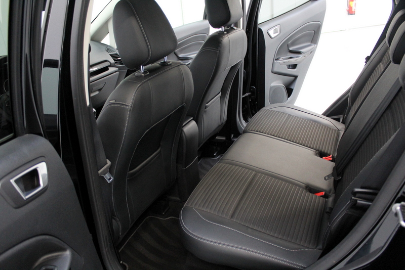 Ford EcoSport Ford EcoSport 1.0 EcoBoost Titanium 126PK, RIJKLAAR!! | TREKHAAK | CARPLAY | DEELS LEER