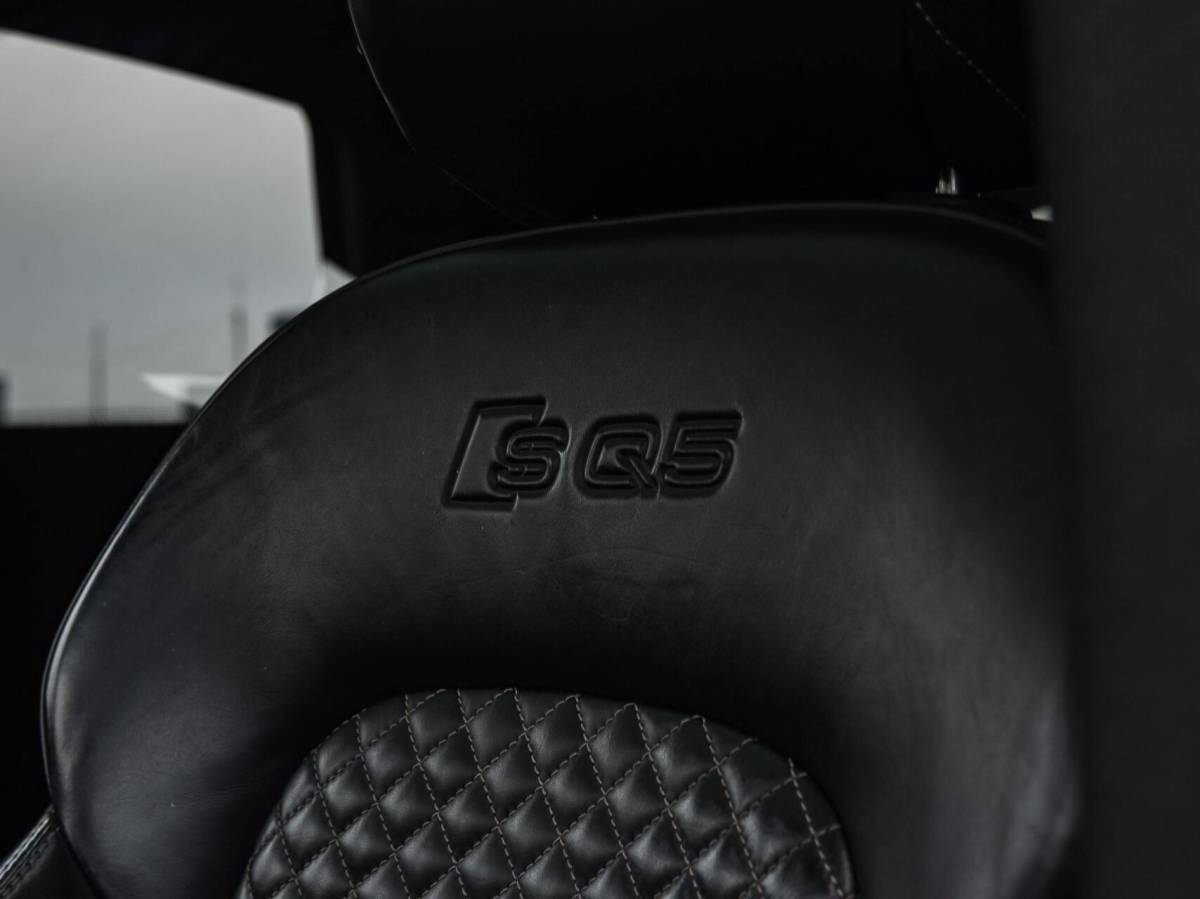 Audi SQ5 Audi SQ5 3.0 TDI SQ5 Plus quattro 341 PK Grijs Kenteken Panoramadak B&O Leder Standkachel 22″ excl. BTW