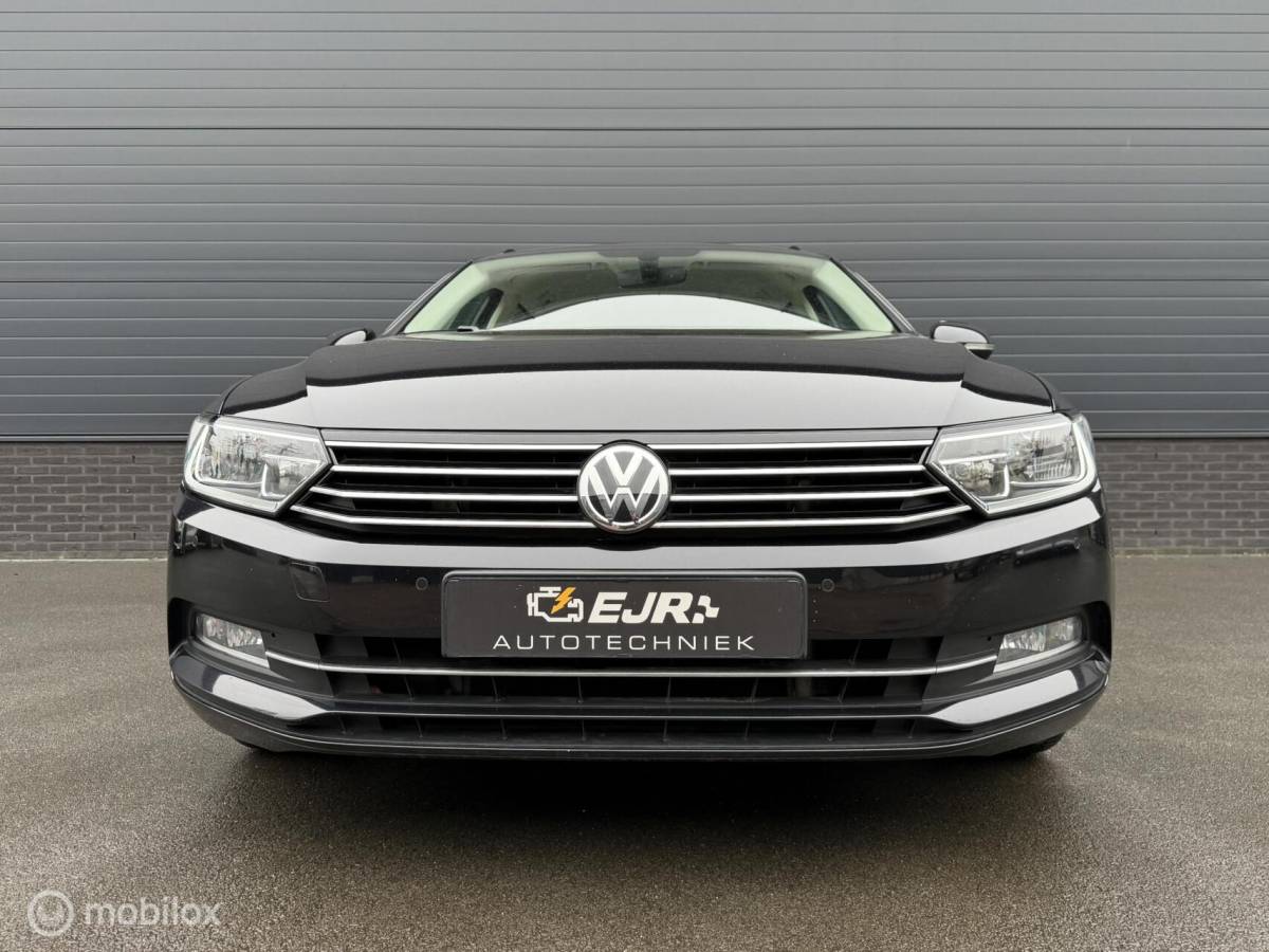 Volkswagen Passat Volkswagen Passat Variant 1.4 TSI ACT DSG CFL ADABCR*CARPLAY*HAAK