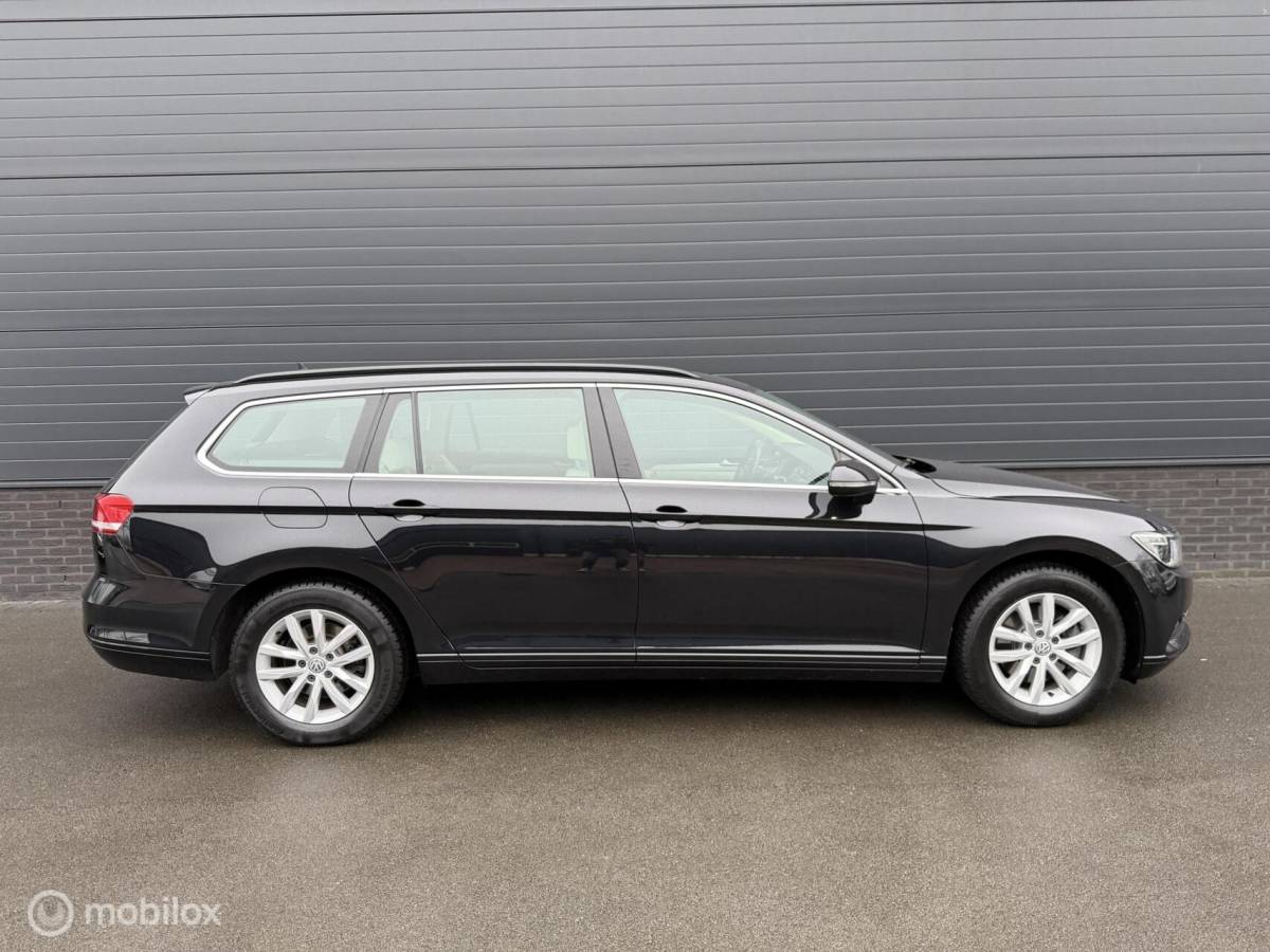 Volkswagen Passat Volkswagen Passat Variant 1.4 TSI ACT DSG CFL ADABCR*CARPLAY*HAAK