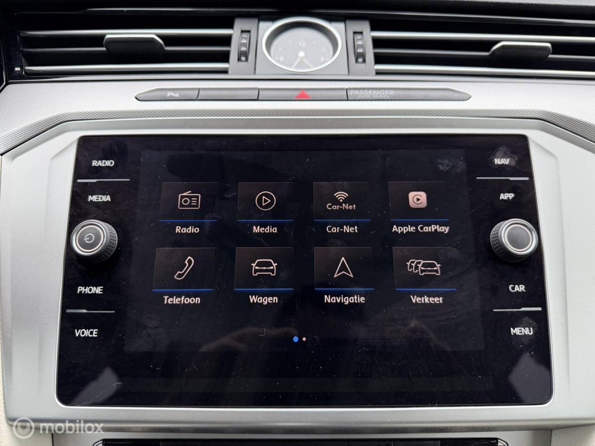 Volkswagen Passat Volkswagen Passat Variant 1.4 TSI ACT DSG CFL ADABCR*CARPLAY*HAAK