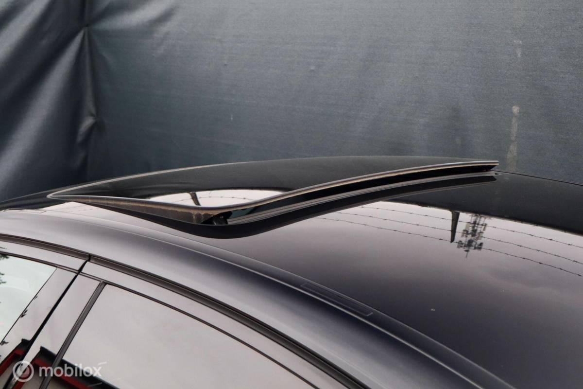 BMW 5 Serie BMW M550i xDrive High Ex 544pk | pano | CoPilot | nappaleer
