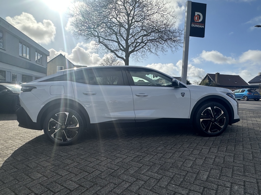 Peugeot 408 Peugeot 408 1.2 Hybid 136PK Allure
