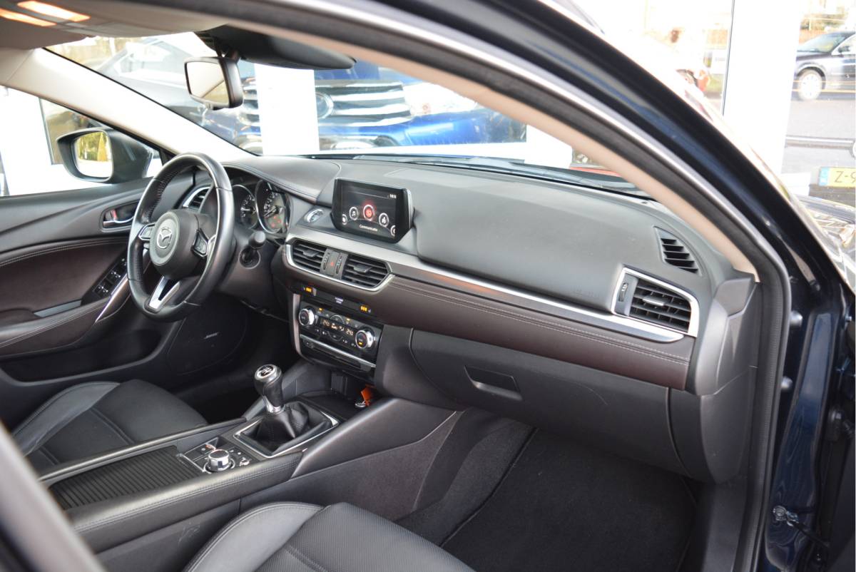 Mazda 6 Mazda 6 2.0 SkyActiv-G 165 Skylease GT | Trekhaak | PDC V+A | Bose | Orig. NL |