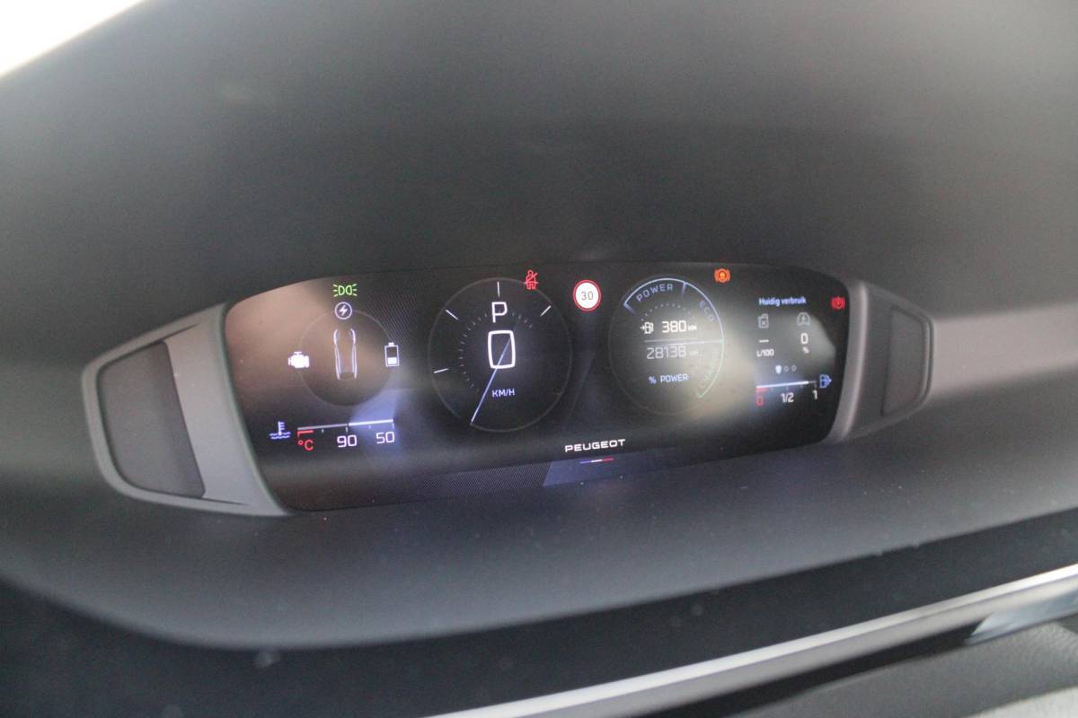 Peugeot 408 Peugeot 408 1.2 Hybrid 145PK ALLURE | ACHTERUITRIJ CAMERA | KEYLESS ENTRY/START | DRAADLOOS APPLE CARPLAY/ANDROID AUTO | DRAADLOOS TELEFOONLADEN | DAB+ RADIO | NAVIGATIE | ADAPTIVE CRUISE CONTROL | 19″ LICHTMETALEN VELGEN | PARKEERSENSOREN ACHTER |