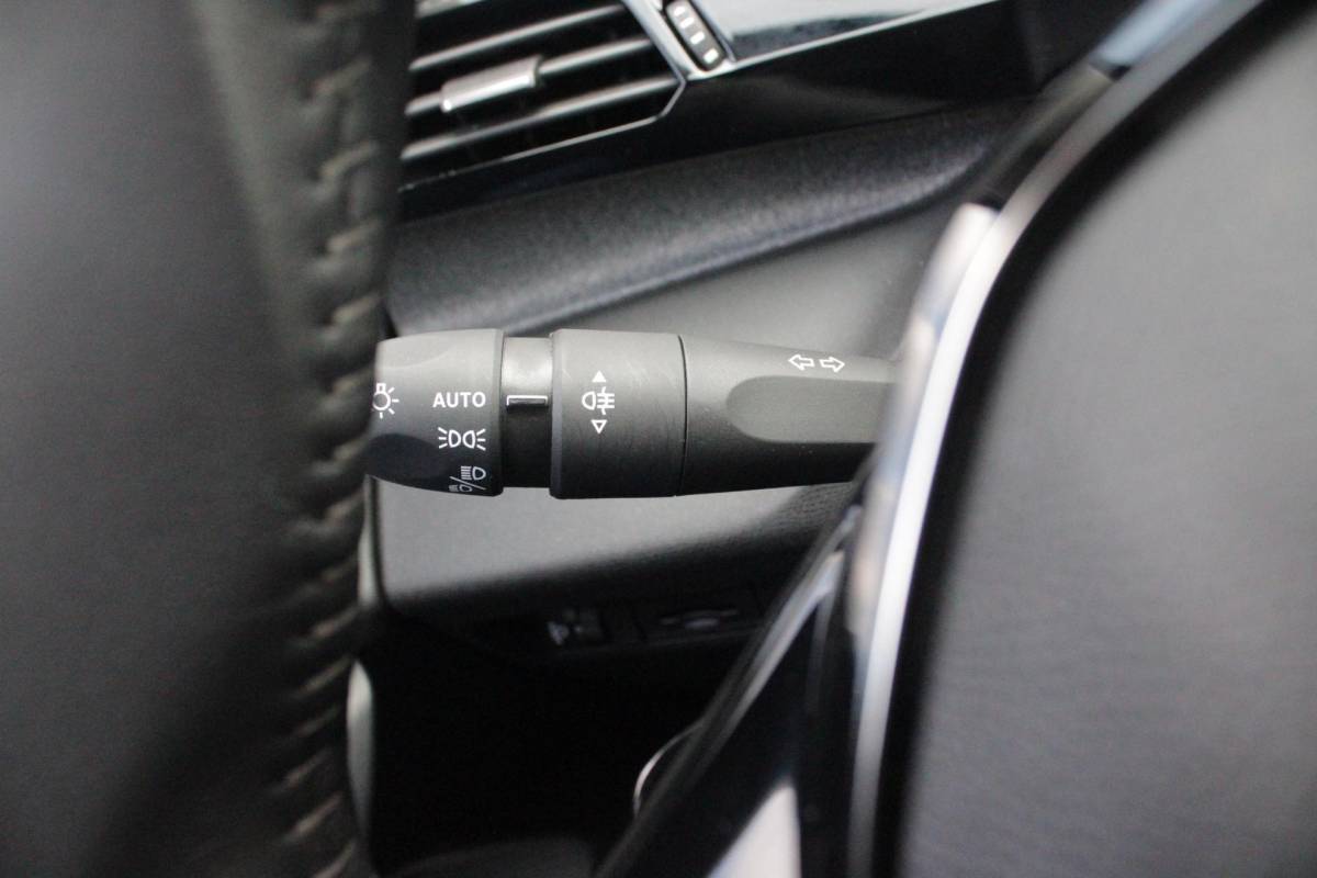 Peugeot 408 Peugeot 408 1.2 Hybrid 145PK ALLURE | ACHTERUITRIJ CAMERA | KEYLESS ENTRY/START | DRAADLOOS APPLE CARPLAY/ANDROID AUTO | DRAADLOOS TELEFOONLADEN | DAB+ RADIO | NAVIGATIE | ADAPTIVE CRUISE CONTROL | 19″ LICHTMETALEN VELGEN | PARKEERSENSOREN ACHTER |
