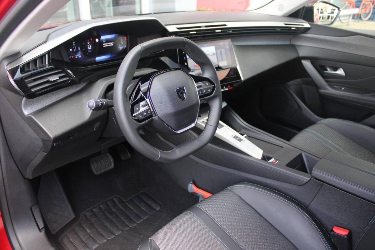 Peugeot 408 Peugeot 408 1.2 Hybrid 145PK ALLURE | ACHTERUITRIJ CAMERA | KEYLESS ENTRY/START | DRAADLOOS APPLE CARPLAY/ANDROID AUTO | DRAADLOOS TELEFOONLADEN | DAB+ RADIO | NAVIGATIE | ADAPTIVE CRUISE CONTROL | 19″ LICHTMETALEN VELGEN | PARKEERSENSOREN ACHTER |