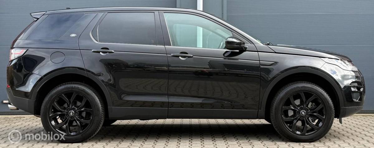 Land Rover Discovery Sport Land Rover Discovery Sport 2.0 TD4 Luxury Pano.dak/Trekhaak/LED